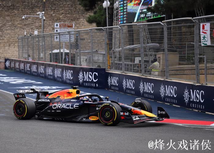 F1迈阿密站排位赛:维斯塔潘夺杆位,诺里斯紧随其后 F1迈阿密站排位赛:维斯塔潘夺杆位,诺里斯紧随其后